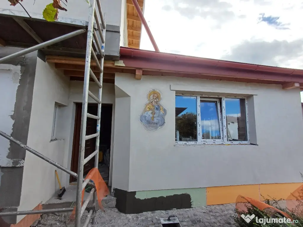 Amenajări interioare-exterioare 