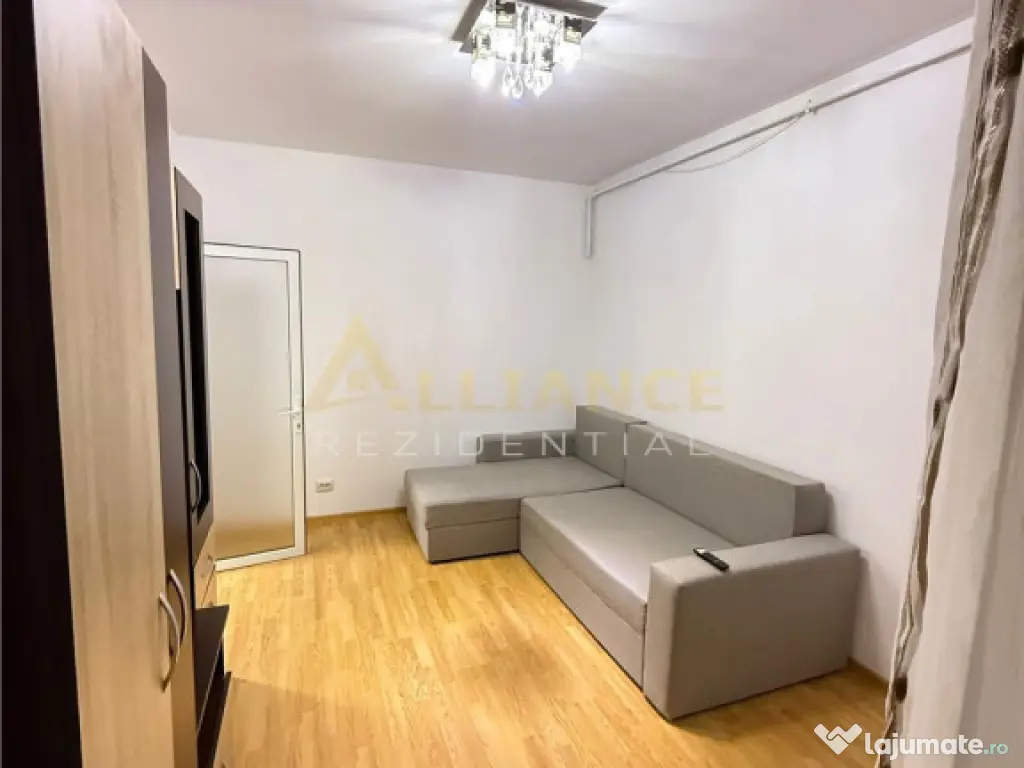 Ap.2 camere tip studio,la 8-9 minute de mers la metrou.Mobil