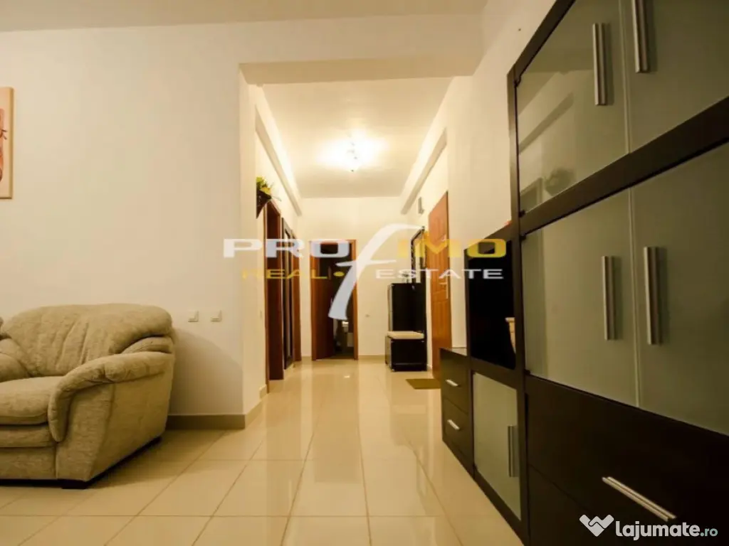 Mamaia, central, 3 camere decomandate lux, 130 mp 