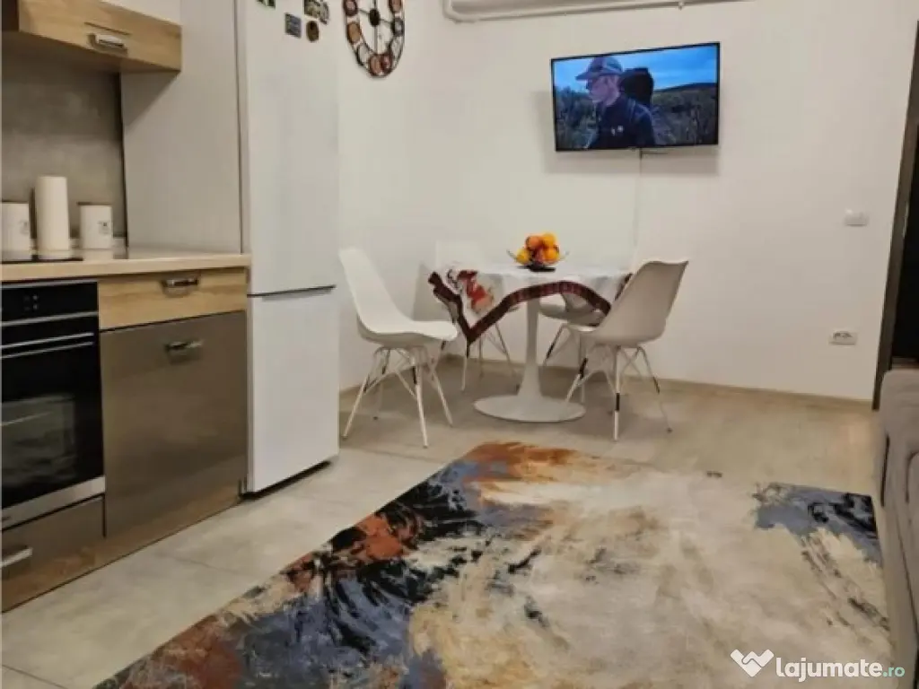 Studio Cochet zona Coresi parcare 