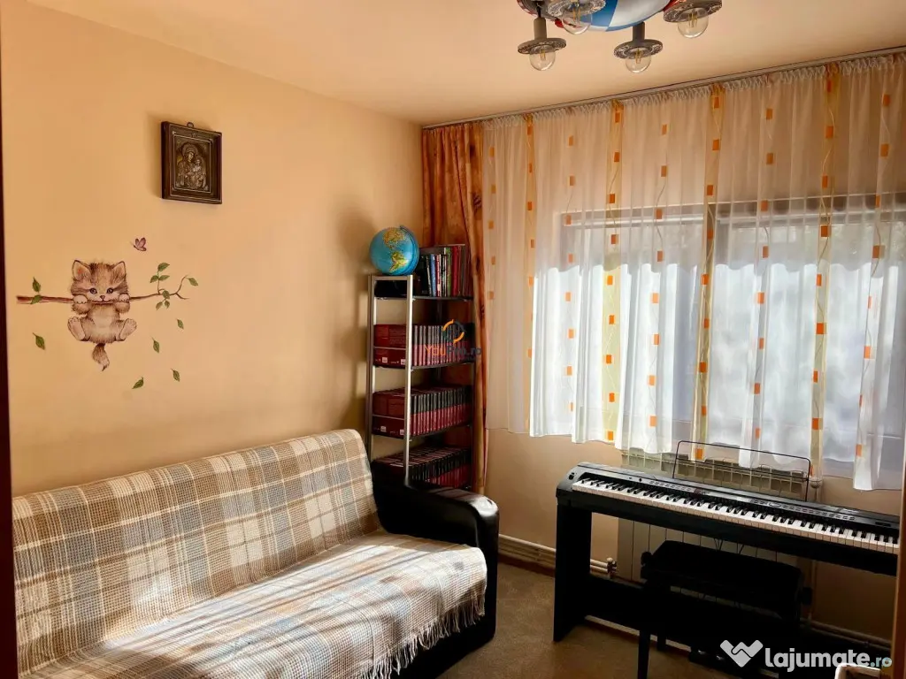 Apartament 3 camere Parter zona Spitalul Judetean