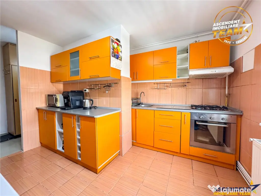 LIVE! Apartament cochet, zona centrala, 2 locuri de parcare, 