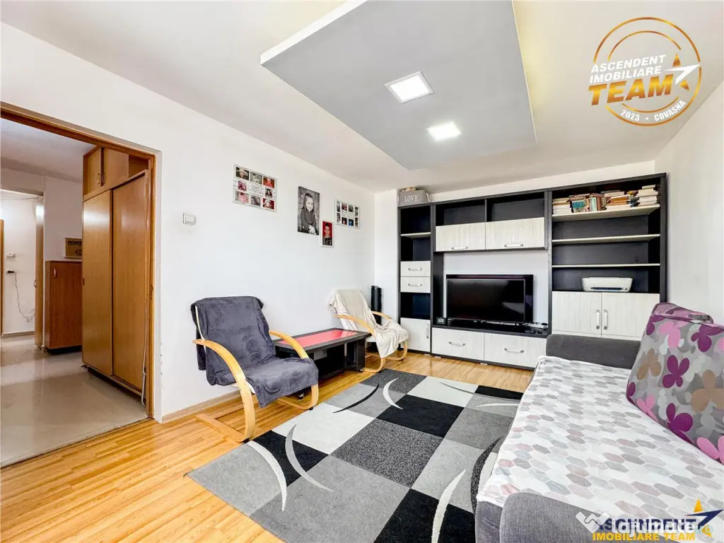 LIVE! Apartament cochet, zona centrala, 2 locuri de parcare, 