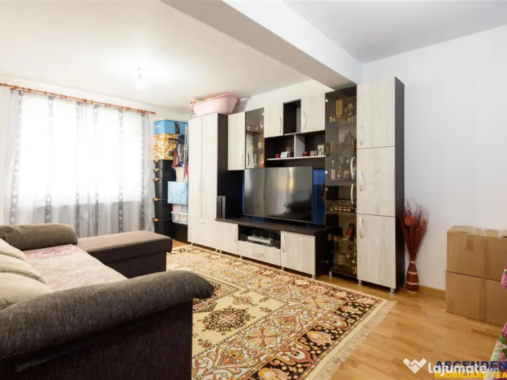 Apartament elegant, loc de parcare inclus, zona Coresi, Bras 