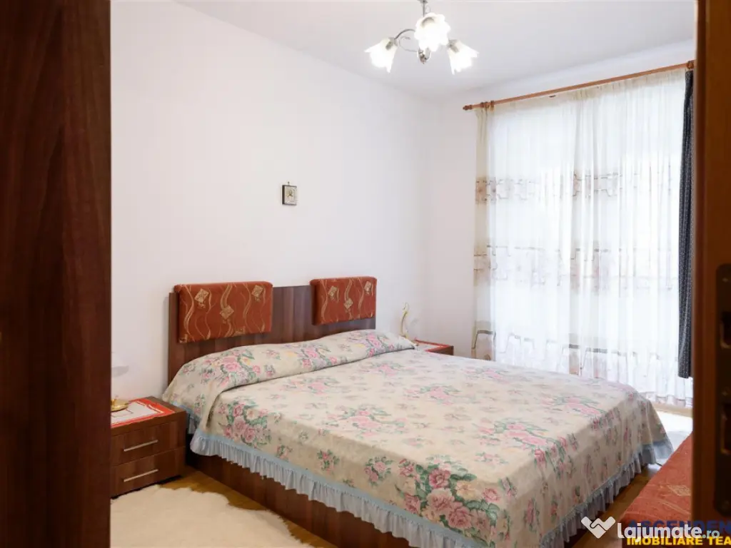 Apartament elegant, loc de parcare inclus, zona Coresi, Bras 
