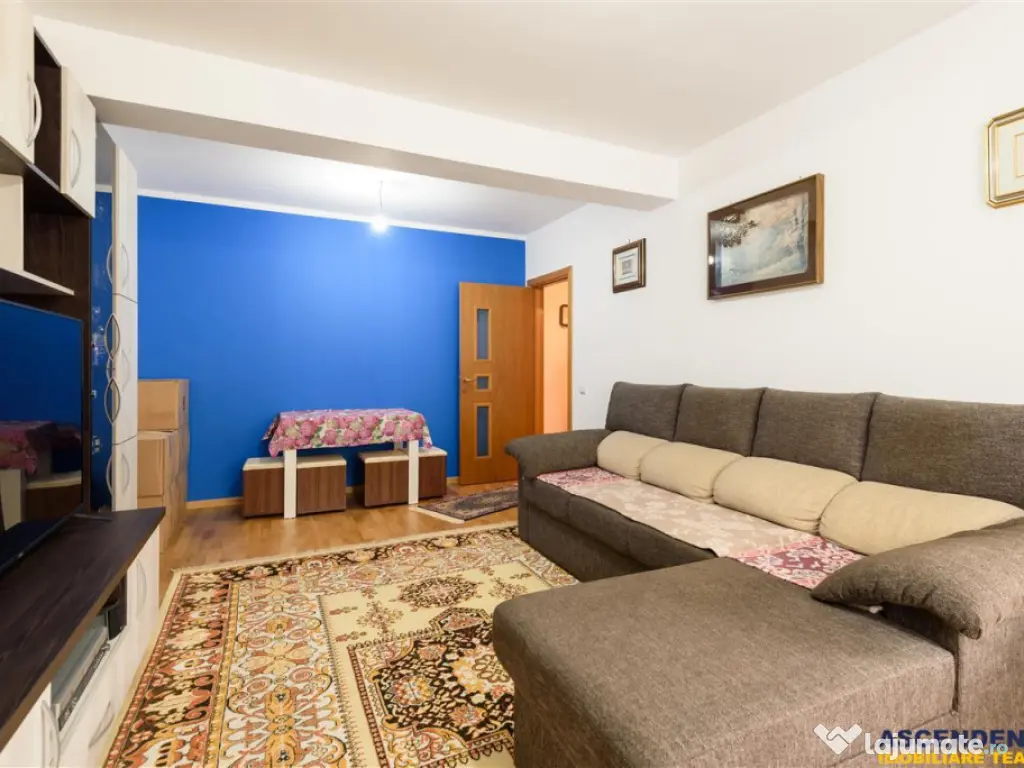 Apartament elegant, loc de parcare inclus, zona Coresi, Bras 