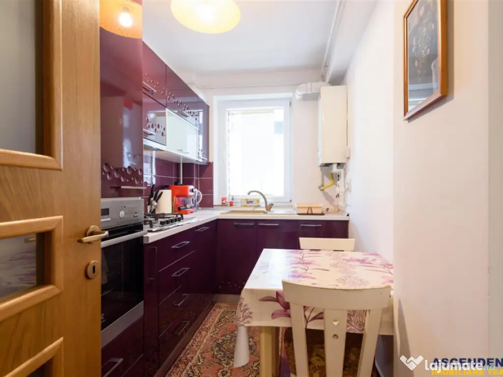 Apartament elegant, loc de parcare inclus, zona Coresi, Bras 