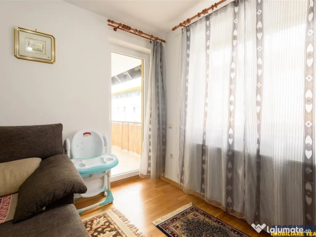 Apartament elegant, loc de parcare inclus, zona Coresi, Bras 