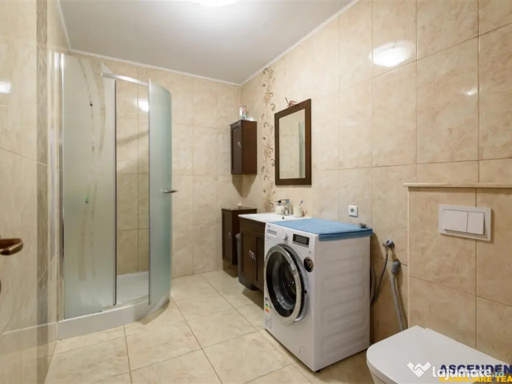 Apartament elegant, loc de parcare inclus, zona Coresi, Bras 