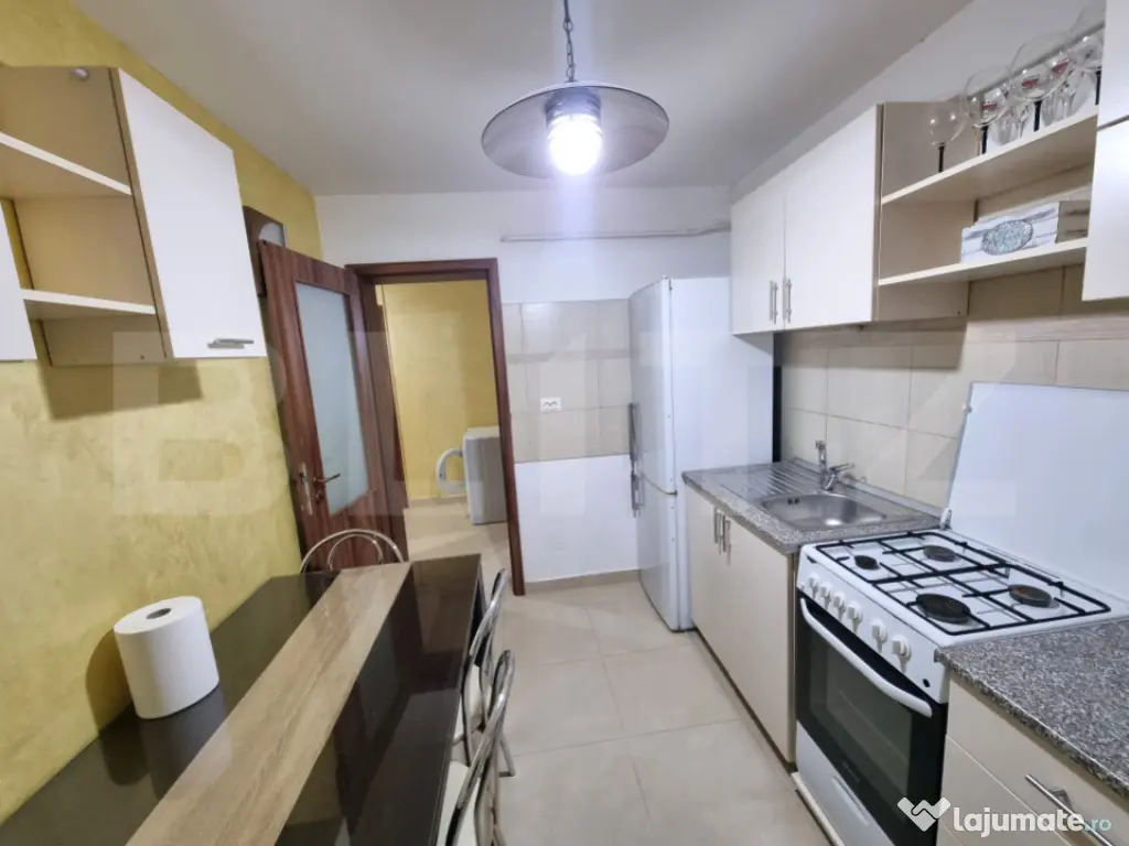 Apartament 2 camere, 51.50 mp, zona Poitiers 