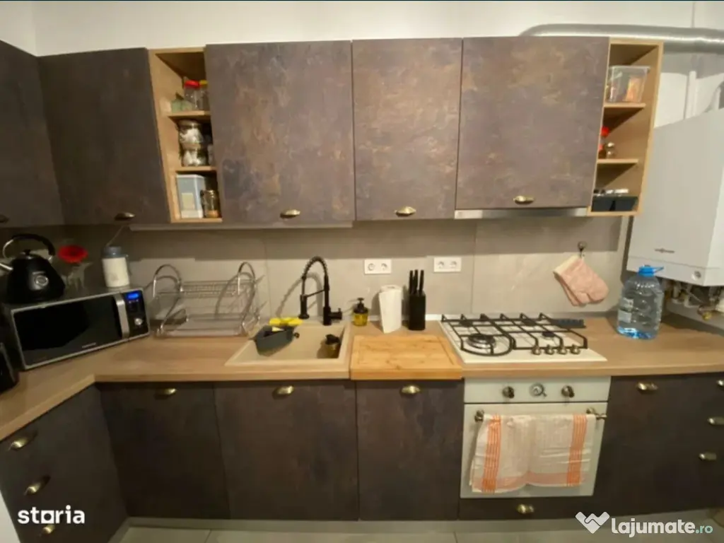 Apartament 2 camere, decomandat - zona Cosmopolit Magnolia 