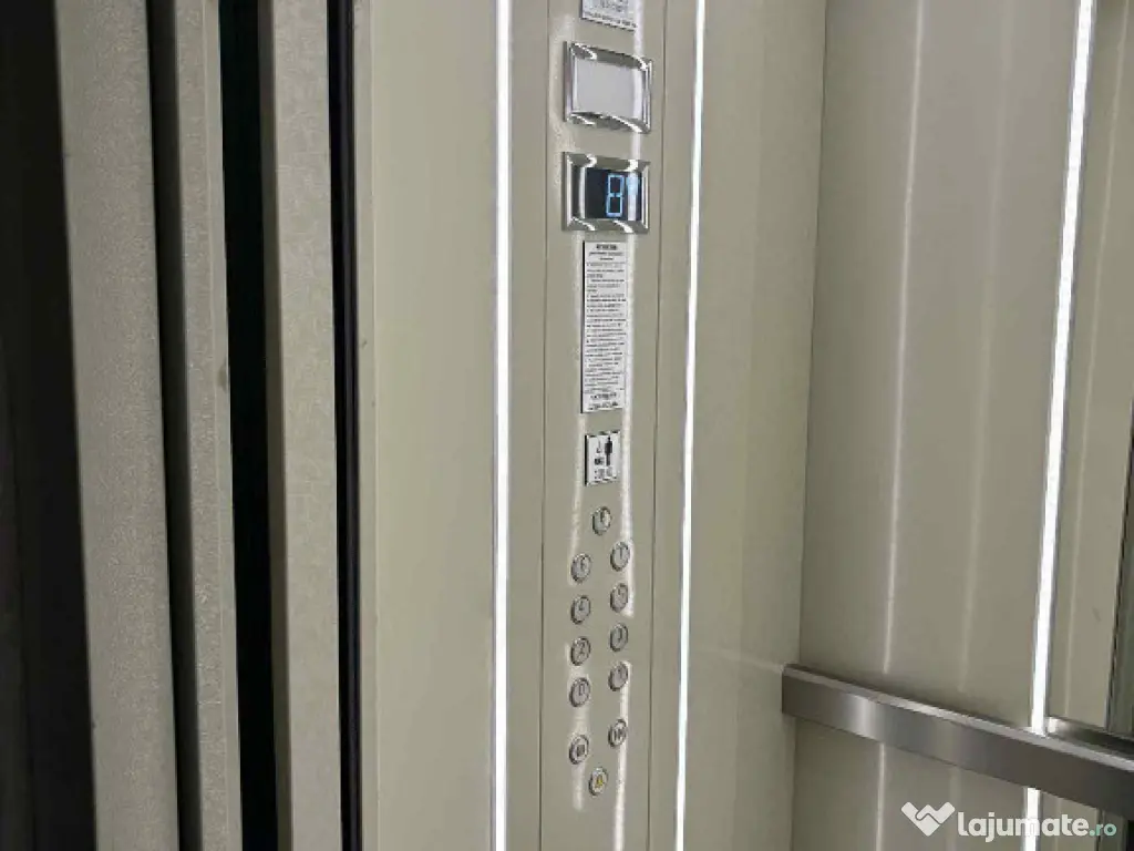 Apartament de 3 camere zona Calea Bucuresti