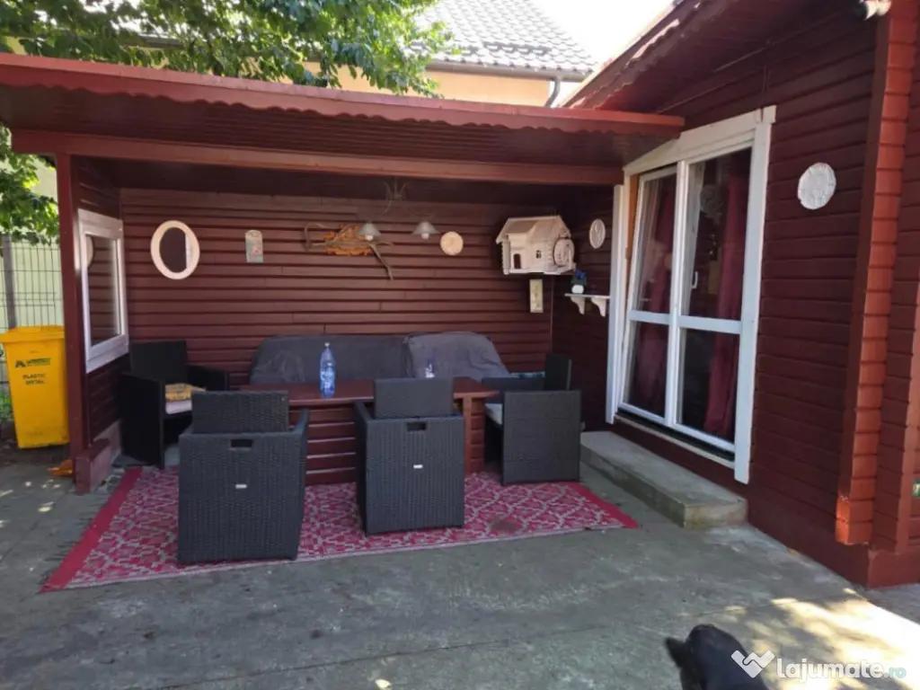 Casa spatioasa , teren 3300 mp, Dornesti 