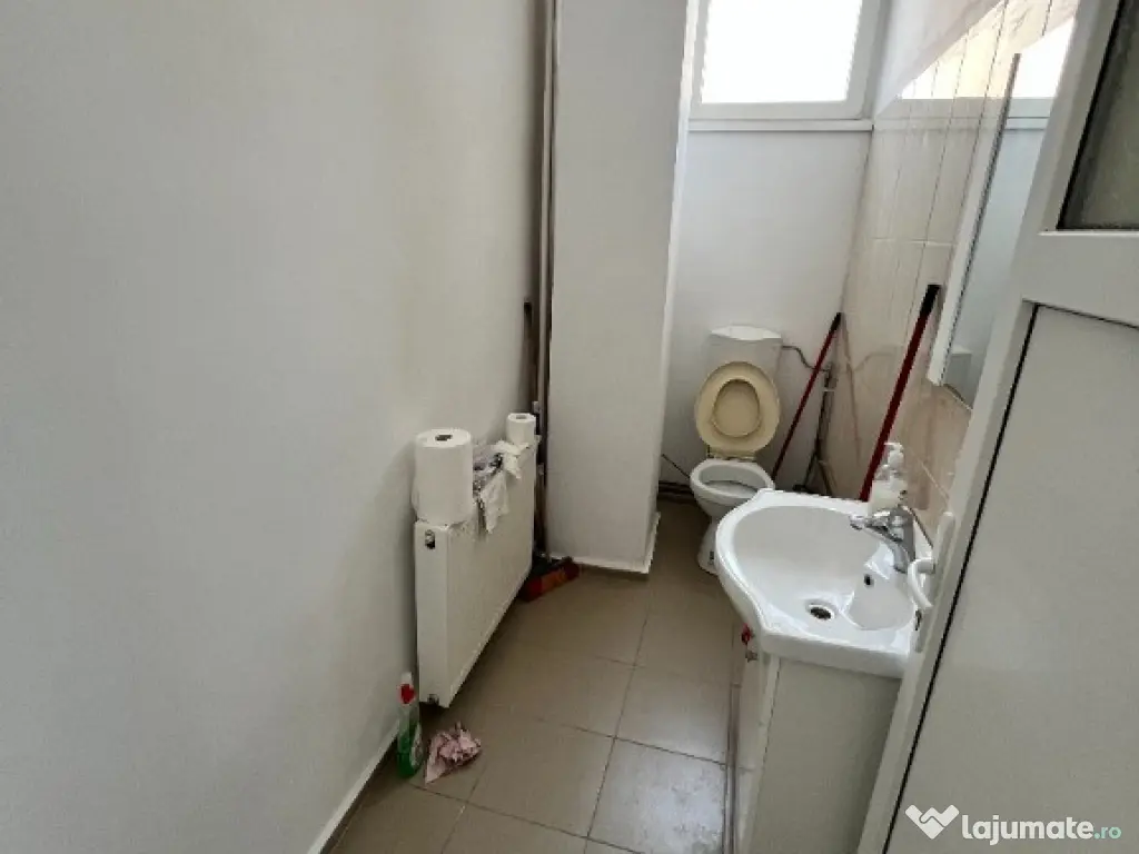 INCHIRIEZ SPATIU comercial ,58 mp,zona Stefan Cel Mare 