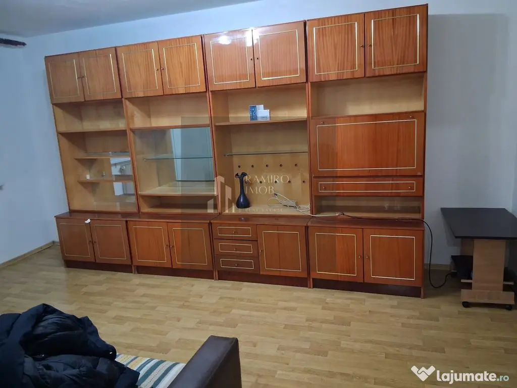 Apartament 3 camere Spatios 