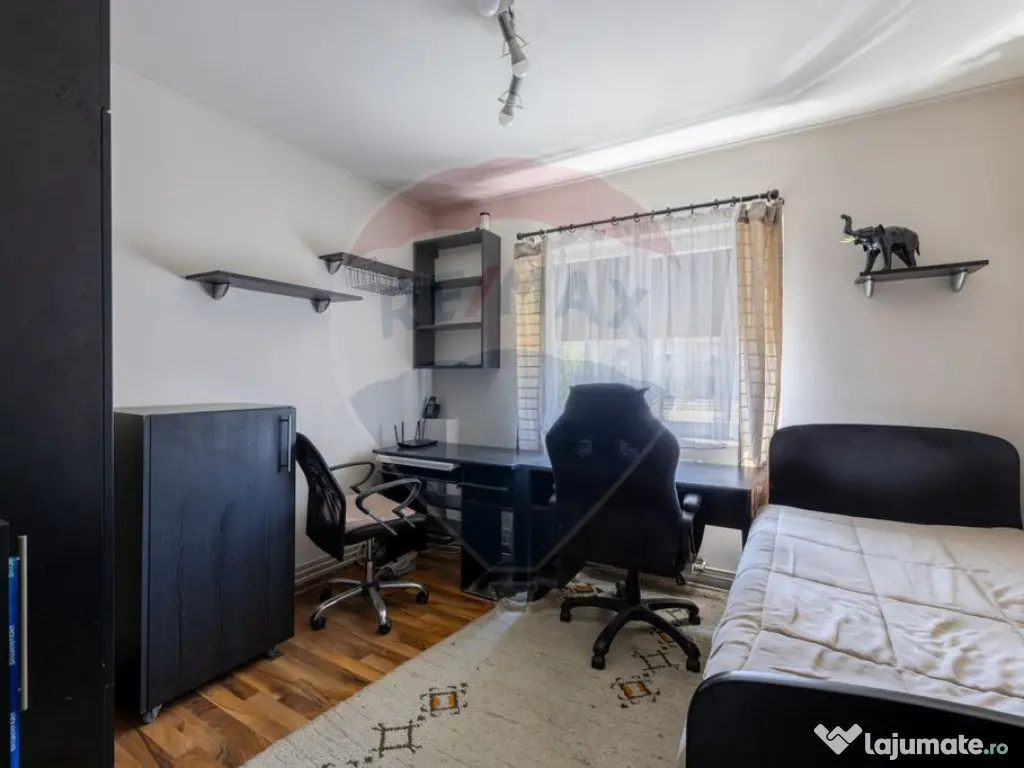 Apartament cu 3 camere de închiriat în zona Podgoria 