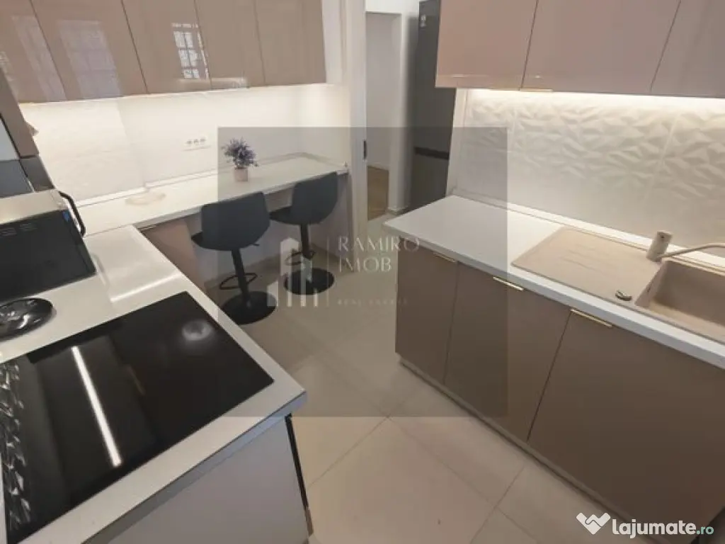 Inchiriere apartament / spatiu comercial 117mp Piata Unirii