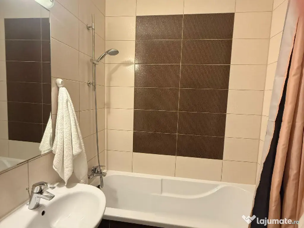 Apartament 2 camere, decomandat - zona Avantgarden 