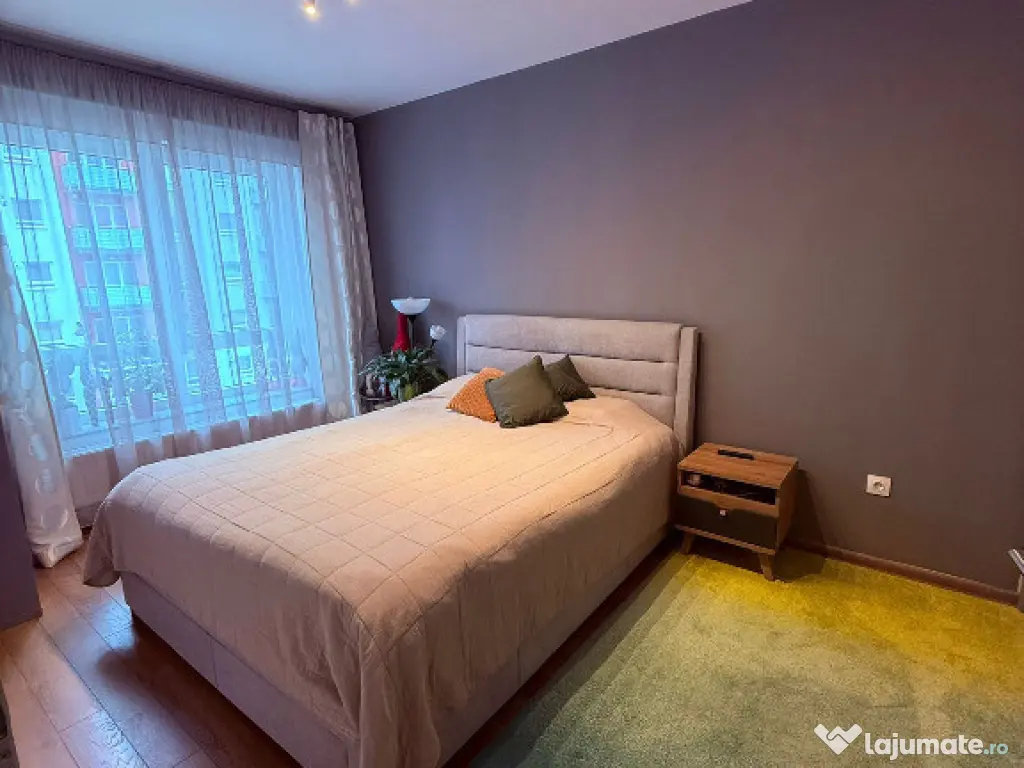 Apartament 2 camere, decomandat - zona Avantgarden 