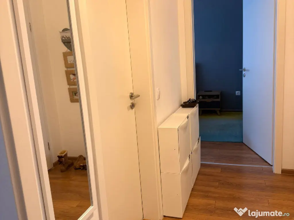 Apartament 2 camere, decomandat - zona Avantgarden 