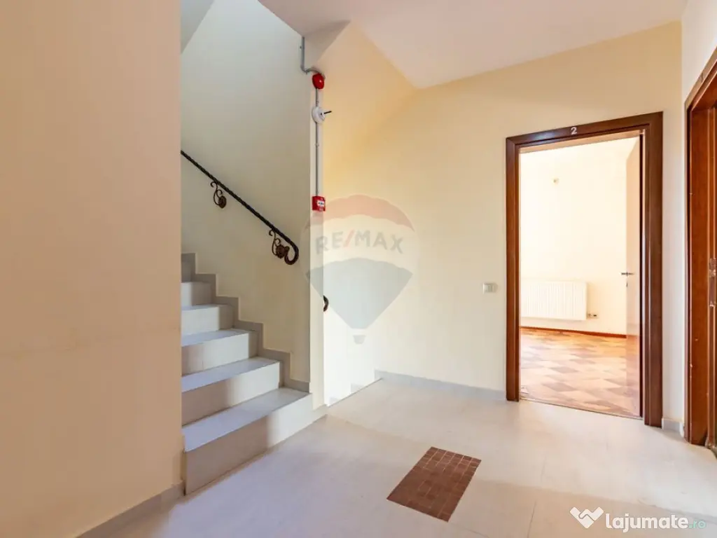 Casă / Vila de vanzare in Tunari, centru, parc, autobuz,... 