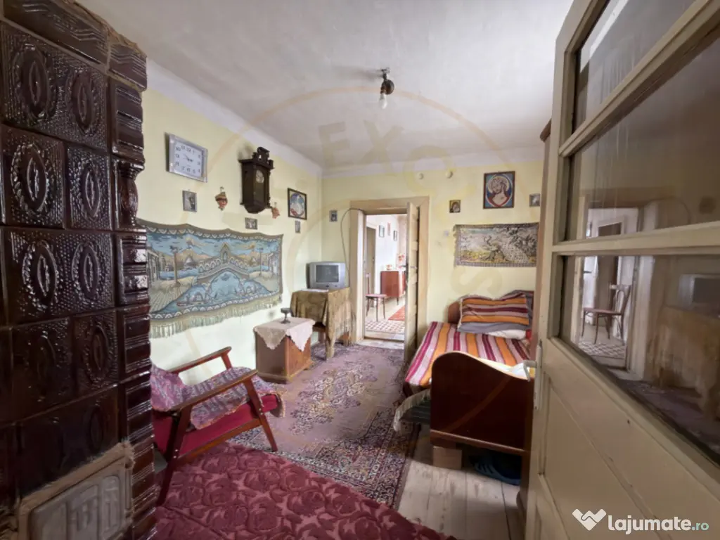 Casa+Teren intravilan 2.056 mp – dubla deschidere – DN P