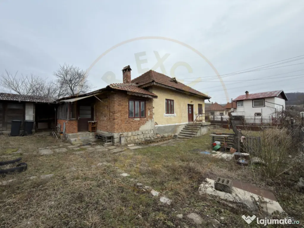 Casa+Teren intravilan 2.056 mp – dubla deschidere – DN P