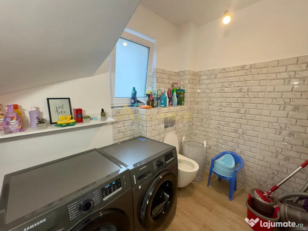 Casa Individuala - 4 camere - 3 bai - 520 mp teren