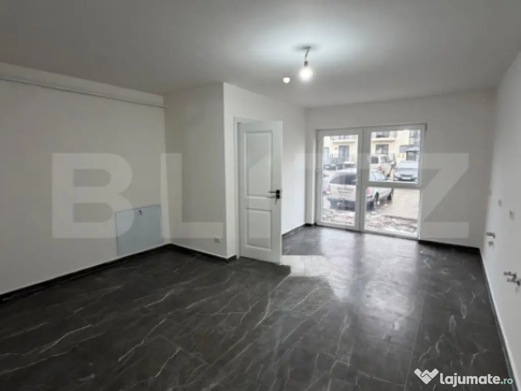 Spatiu comercial, 32 mp utili, cartier Lisaura