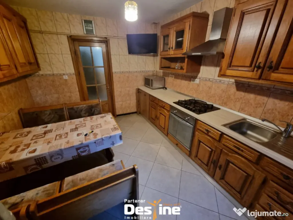 Nicolina - Apartament 4 camere, mobilat și utilat, etaj 1/4