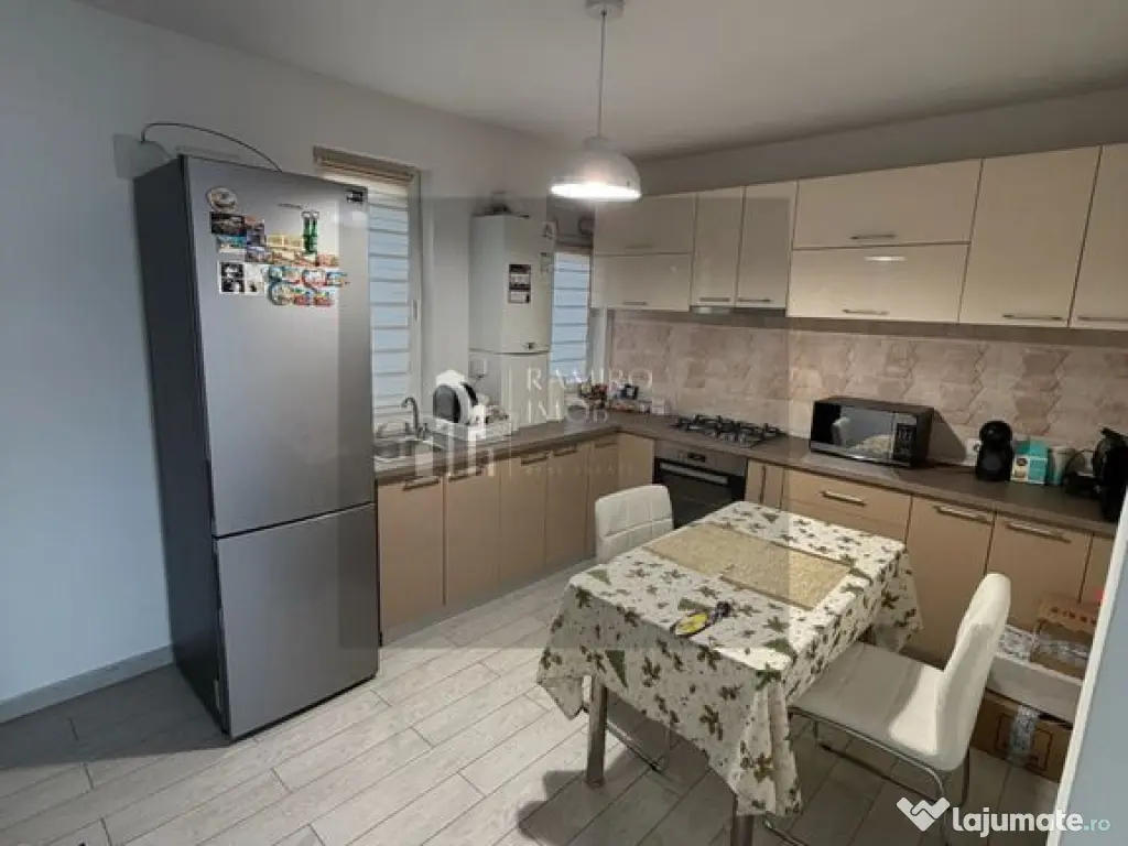 Vila de vanzare P+1+M 132MP / Brgadiru/ 145000 negociabil 