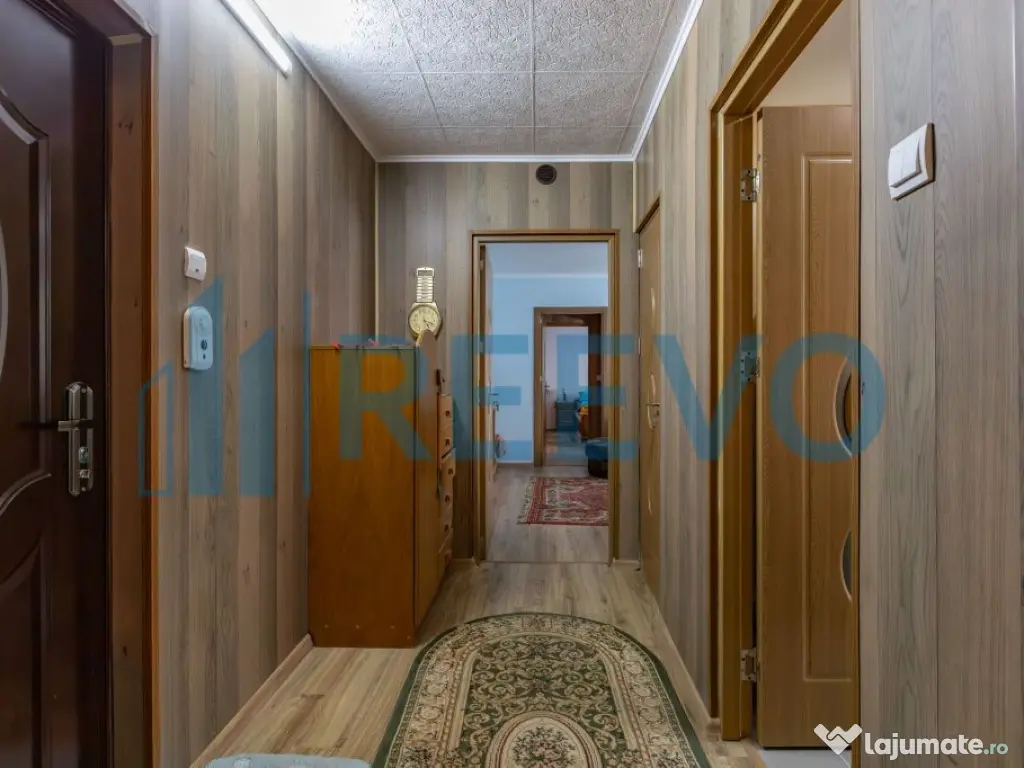 Apartament 3 camere – poziție premium, Cornisa Bistri?... 