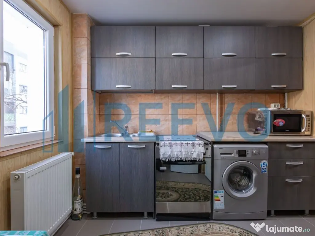 Apartament 3 camere – poziție premium, Cornisa Bistri?... 