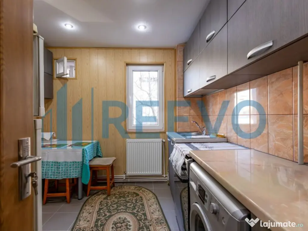 Apartament 3 camere – poziție premium, Cornisa Bistri?... 