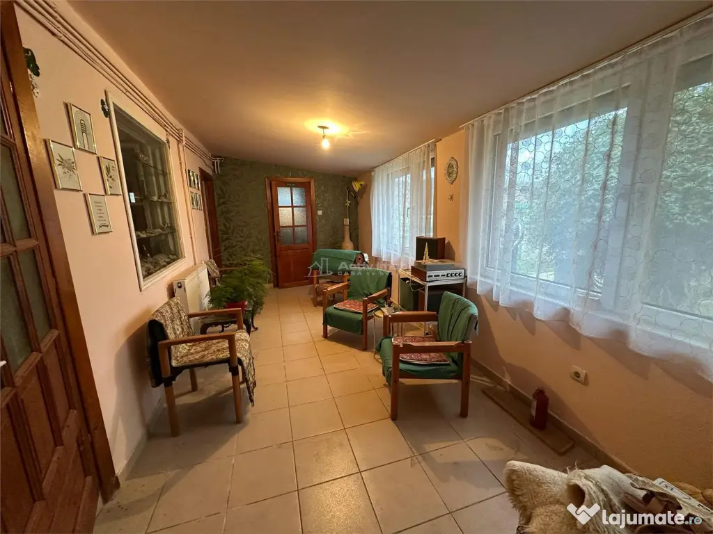 Bocsa Montana, Casa Solida Gradina, Strada Principala 