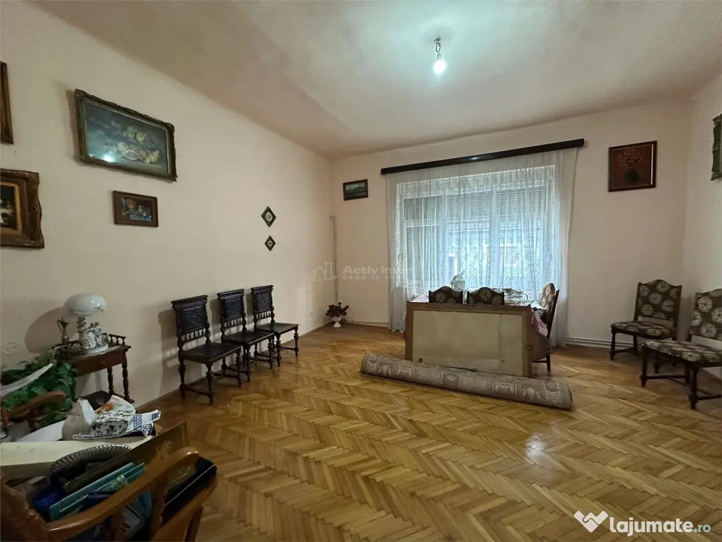 Bocsa Montana, Casa Solida Gradina, Strada Principala 