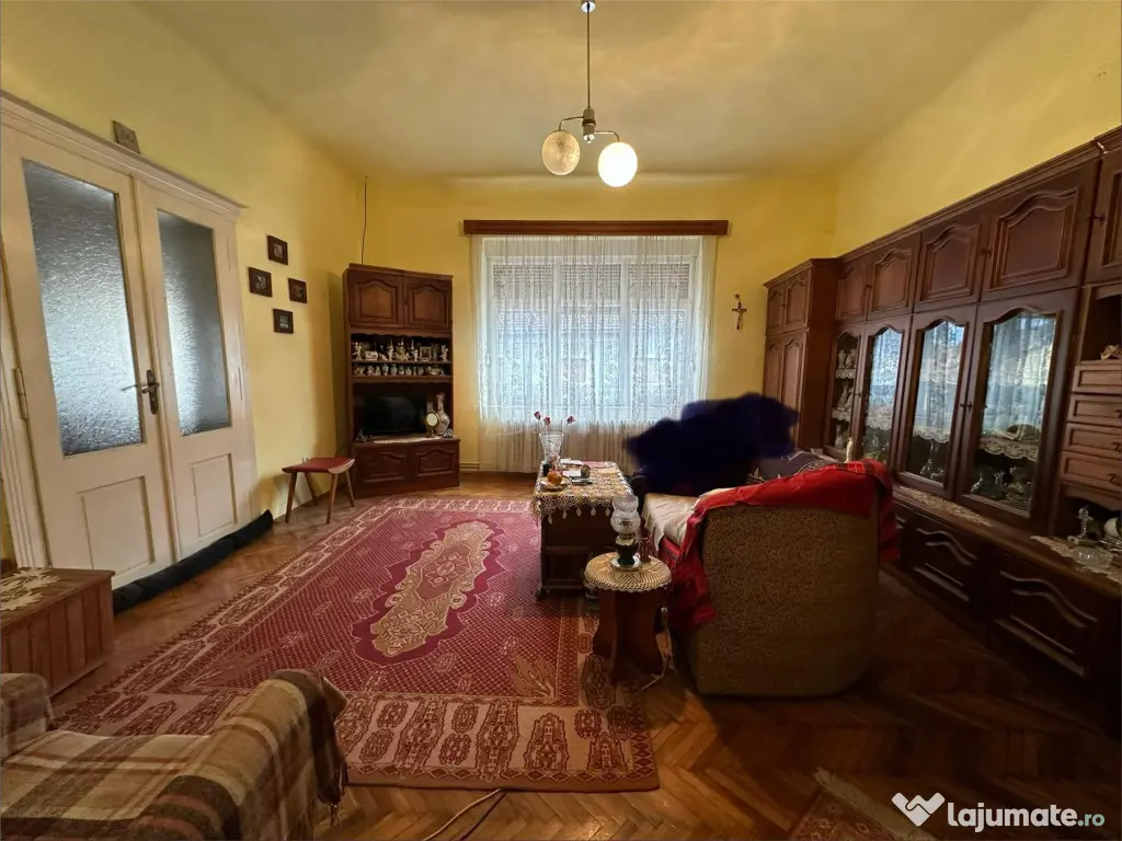 Bocsa Montana, Casa Solida Gradina, Strada Principala 