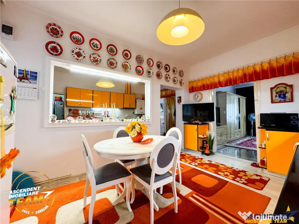 FILM 3D! Intre traditie si modern, un camin cu personalitat 