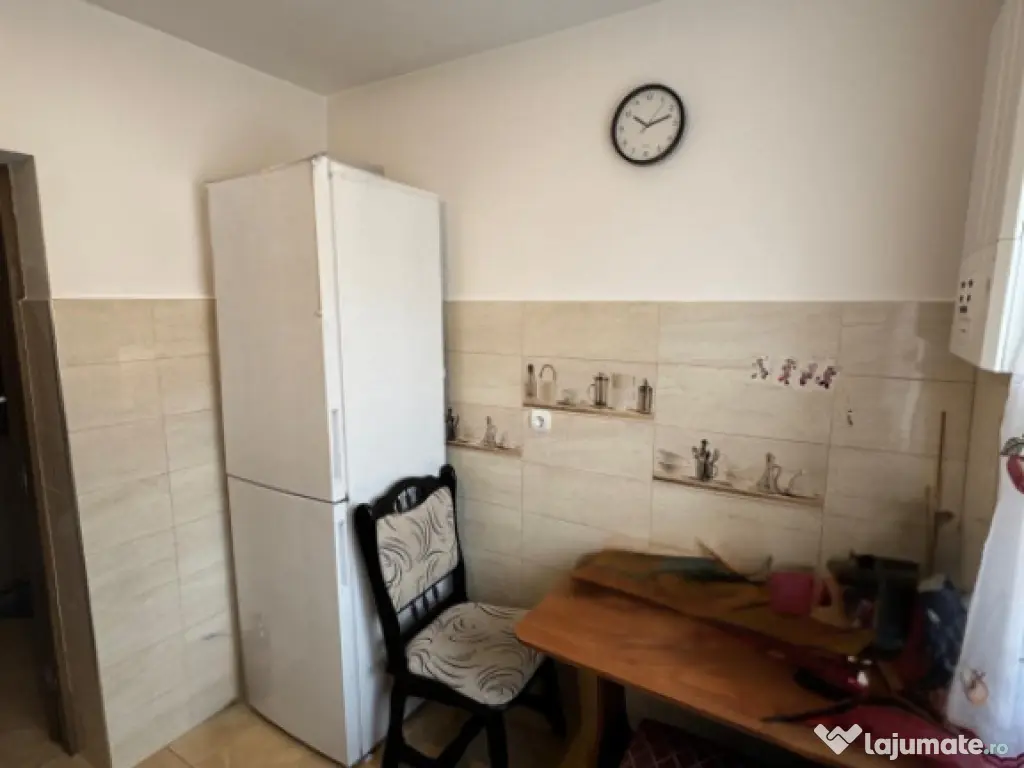 Apartament 3 camere, central, 68 mp, mobilat – Baia Sprie 