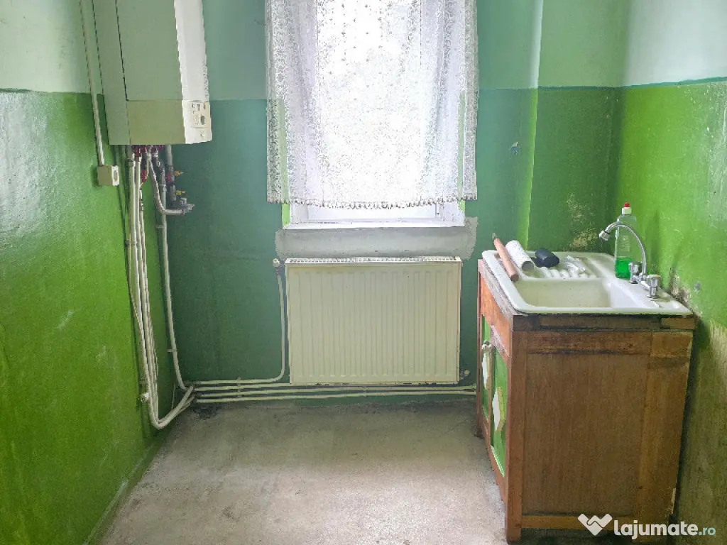 Vand apartament 2 camere in Deva, zona Micro 15 (Lidl), parter inalt,