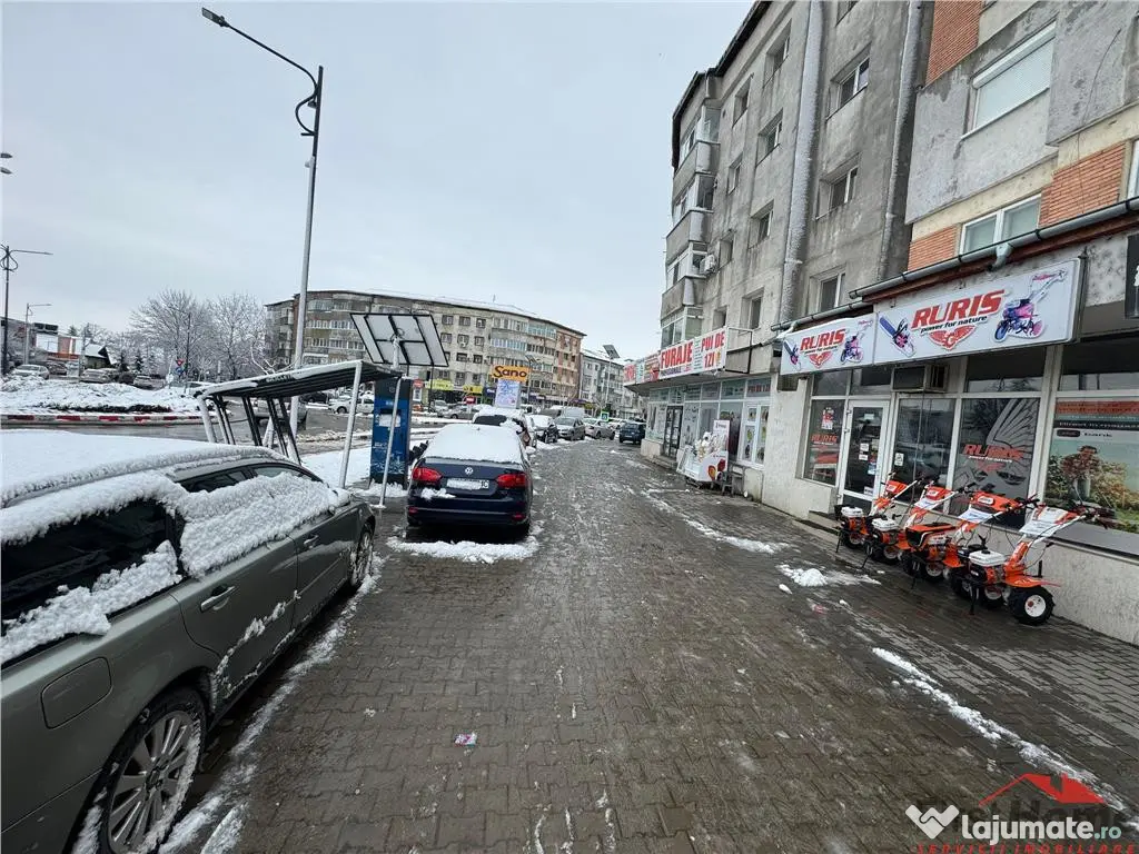 Sp comercial 70 mp, stradal, Sensul Giratoriu Obor 