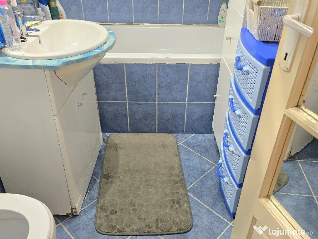 Vand apartament 3 camere decomandat in Deva, Pescarilor, parter inalt 