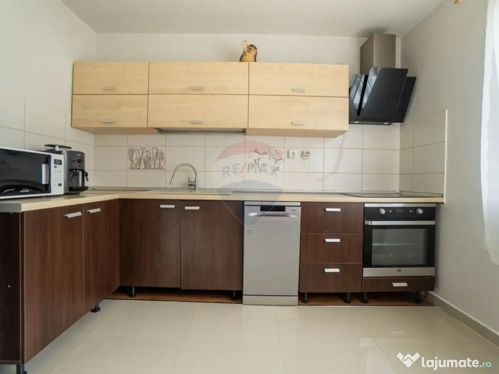 Casă 4 camere cu teren 550 mp – Zona Izvor, Tărlungeni