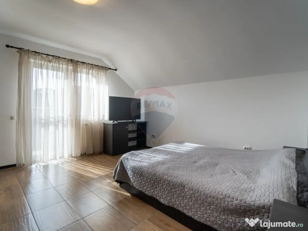 Casă 4 camere cu teren 550 mp – Zona Izvor, Tărlungeni