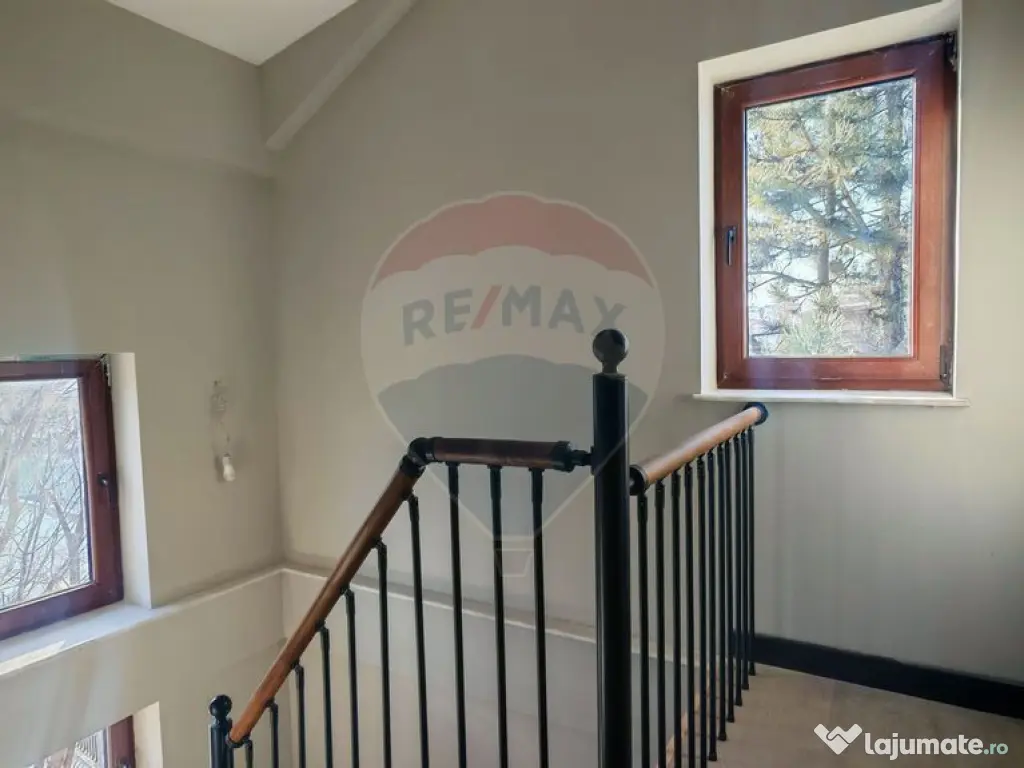 Vila cu 5 camere de vanzare I Corbeanca I Laguna Albastra 