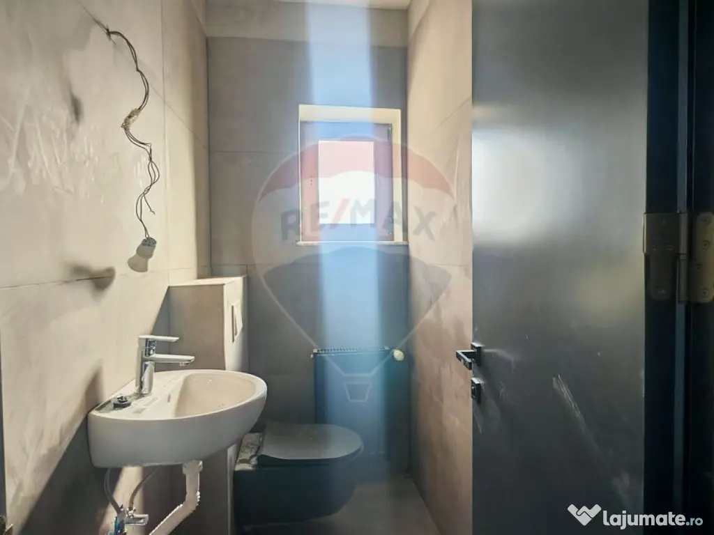 Vila cu 5 camere de vanzare I Corbeanca I Laguna Albastra 