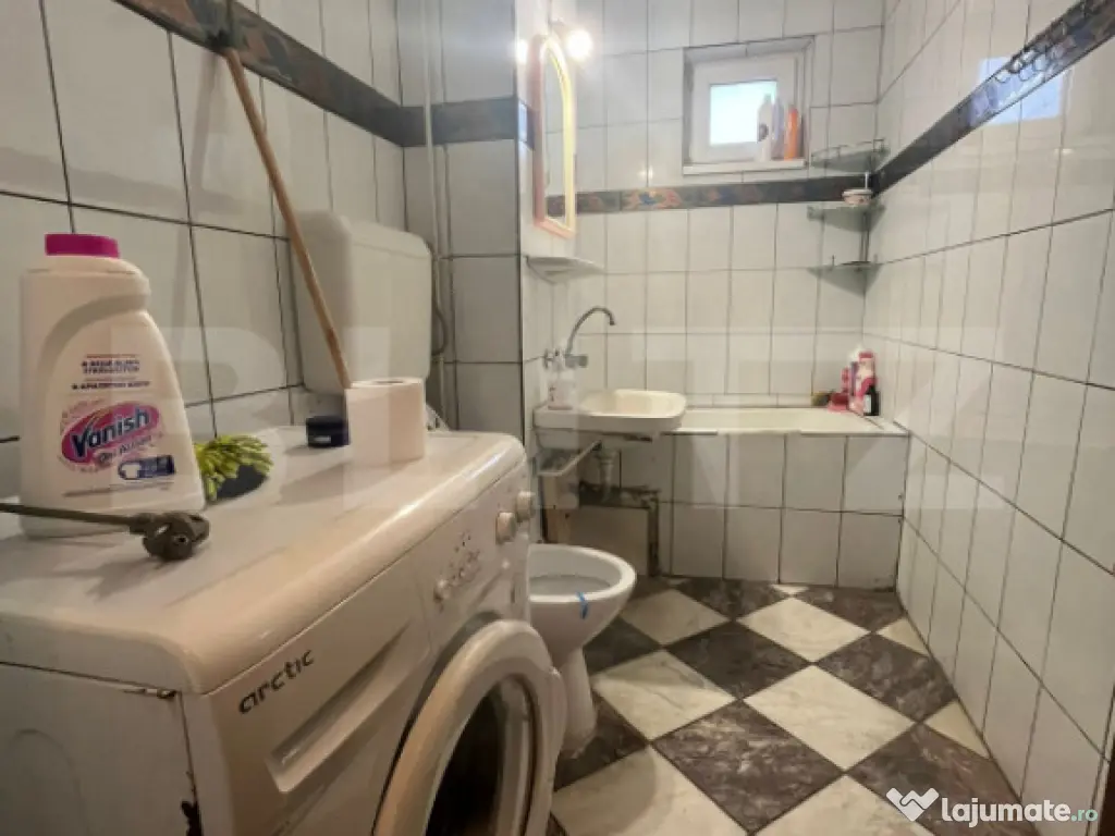 Apartament 3 camere, 70 mp, zona Micro 6 