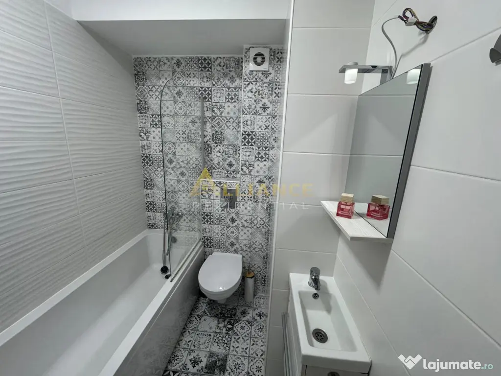 Apartament 2 camere tip studio la 10 minute de Statia de met