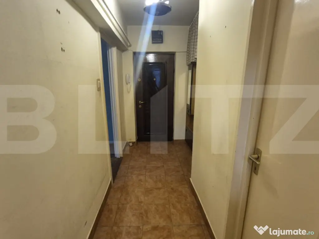 Apartament 3 camere de închiriat, 80 mp, zona Micro 16