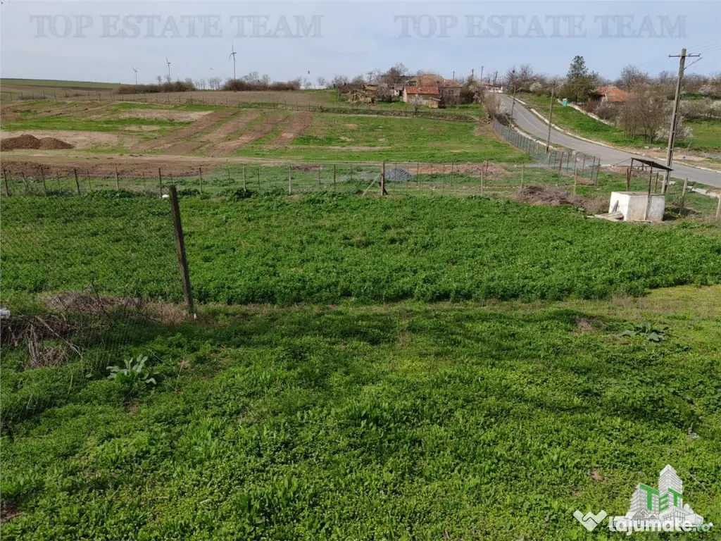 Teren intravilan cu utilitati 4350 mp la tara Jud Constanta 
